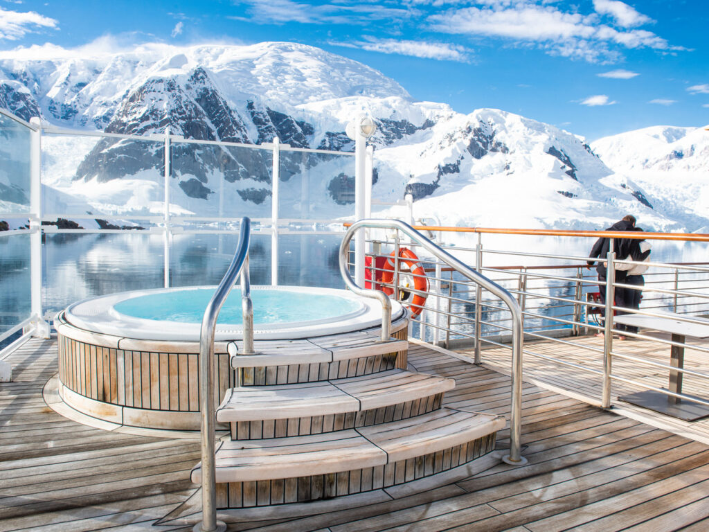 Outdoor Jacuzzi